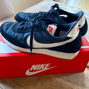Nike Daybreak Dbreak Black White Sneakers Running Shoes W 9.5 with box